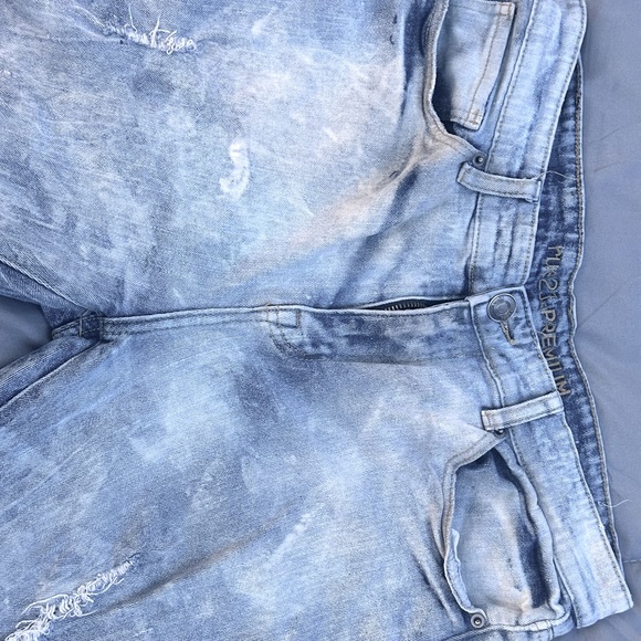 NWOT Rue21 Premium distressed skinny supreme flex jeans. Size 34w/32 ins. 70%cot - Picture 9 of 14